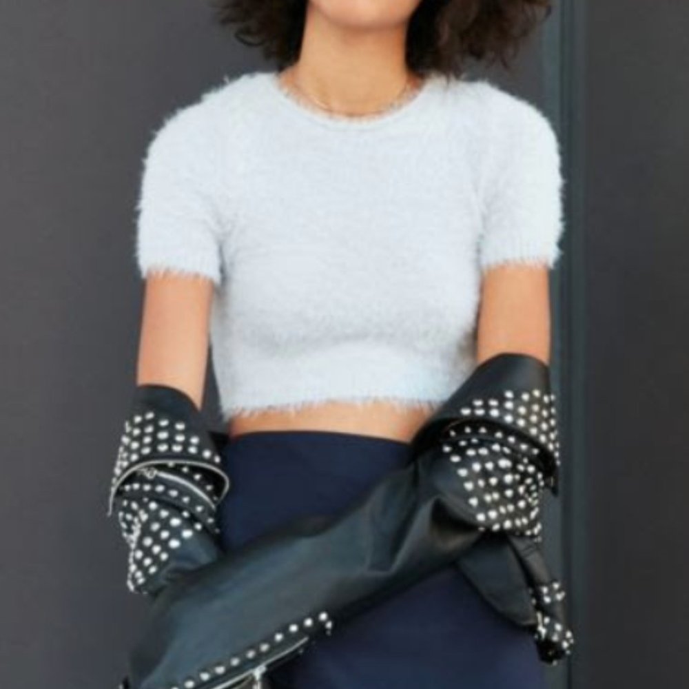 Kimchi Blue Short Sleeve Fuzzy Sweater